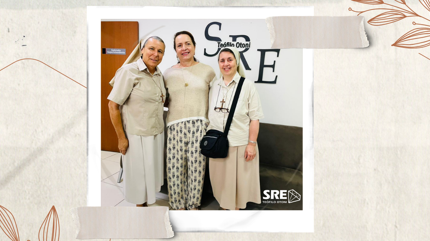 A SRE Teófilo Otoni recebeu a visita da Madre Geral representante da Escola Agrícola Terra Mãe